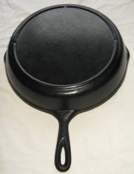 1960 Lodge 10 Skillet With Lid